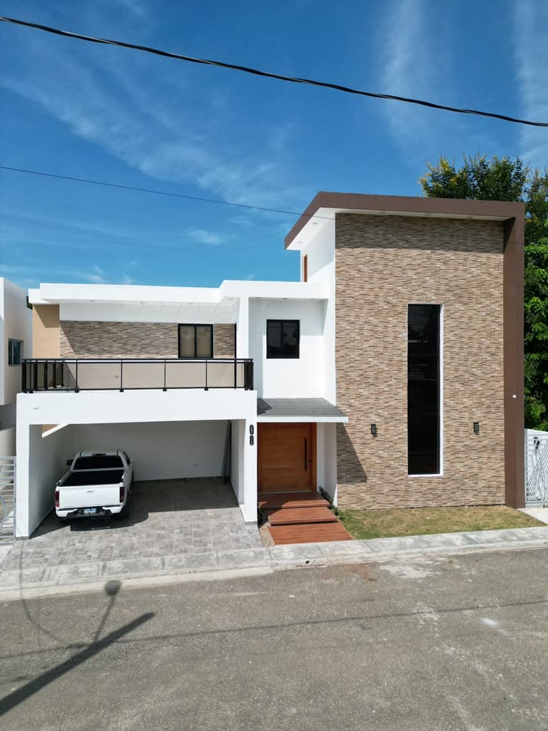 Casa Moderna Urbanizacion el Dorado